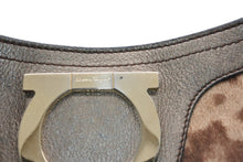 Load image into Gallery viewer, 極美品 Salvatore Ferragamo サルヴァトーレ フェラガモ AX-21 1828 2WAYバッグ レオパード バッグ ハラコ 中古 4b012440