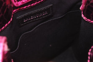 BALENCIAGA バレンシアガ クロコ型押し メタリッククラック加工 ショッピングフォンホルダーバッグ ピンク ブラック 美品 中古 4b011780