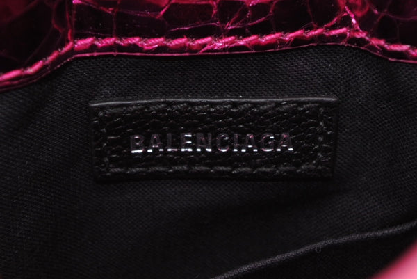 BALENCIAGA バレンシアガ クロコ型押し メタリッククラック加工 ショッピングフォンホルダーバッグ ピンク ブラック 美品 中古 4b011780