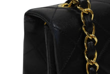 画像をギャラリービューアに読み込む, 極美品 CHANEL シャネル ミニマトラッセ20 ショルダーバッグ 2番台 ココマーク ブラック ラムスキン ゴールド金具 中古 4b009652