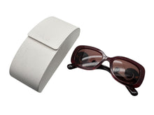 画像をギャラリービューアに読み込む, PRADA プラダ サングラス アイウェア SPR27O MAX-0A5 サイズ54◻︎19 135 ワインレッド 美品 中古 4b009671