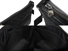 画像をギャラリービューアに読み込む, LOUIS VUITTON ルイヴィトン モノグラム エクリプス オディセ メッセンジャーPM ショルダーバッグ M44223 ブラック 美品 中古 4b009676