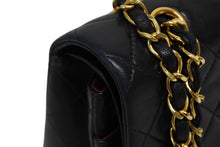 画像をギャラリービューアに読み込む, CHANEL シャネル マトラッセ ダブルフラップ25 ショルダーバッグ 2番台 ラムスキン ブラック ゴールド金具 美品 中古 4b009682