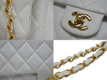 画像をギャラリービューアに読み込む, 極美品 CHANEL シャネル チェーンショルダーバッグ マトラッセ25 ココマーク ラムスキン 5番台 1998年 Wフラップ ホワイト 中古 4b009684