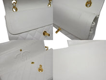 画像をギャラリービューアに読み込む, 極美品 CHANEL シャネル チェーンショルダーバッグ マトラッセ25 ココマーク ラムスキン 5番台 1998年 Wフラップ ホワイト 中古 4b009684