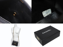 画像をギャラリービューアに読み込む, CHANEL シャネル ミニマトラッセ17 Sフラップ Sチェーンショルダーバッグ A01115 4番台 ラムスキン ココマーク ブラック 良品 中古 4b009698