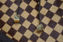 Load image into Gallery viewer, 極美品 LOUIS VUITTON ルイヴィトン ハンドバッグ M92133 インパラレッド ブラウン ハラコ ゴールド金具 中古 4b009707