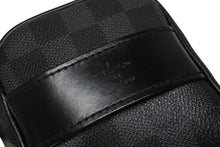 画像をギャラリービューアに読み込む, 極美品 LOUIS VUITTON ルイヴィトン ハンドポーチ トワレ ポーチ ダミエグラフィット N47625 ブラック シルバー金具 中古 4b009729
