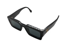 画像をギャラリービューアに読み込む, LOUIS VUITTON ルイヴィトン LVクラッシュスクエア サングラス Z1579E TV0284 ブラック ゴールド金具 美品 中古 4b009744