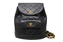 Load image into Gallery viewer, CHANEL シャネル マトラッセ バックパック リュック A07205 ラムスキン ココマーク ブラック ヴィンテージ ゴールド金具 美品 中古 4b009762