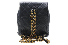 Load image into Gallery viewer, CHANEL シャネル マトラッセ バックパック リュック A07205 ラムスキン ココマーク ブラック ヴィンテージ ゴールド金具 美品 中古 4b009762