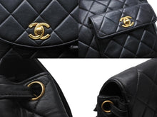 Load image into Gallery viewer, CHANEL シャネル マトラッセ バックパック リュック A07205 ラムスキン ココマーク ブラック ヴィンテージ ゴールド金具 美品 中古 4b009762