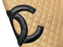 画像をギャラリービューアに読み込む, CHANEL シャネル カンボンライン フラット トートバッグ 9番台 カーフスキン ココマーク ベージュ ブラック シルバー金具 美品 中古 4b009768