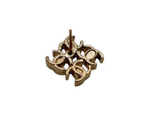 画像をギャラリービューアに読み込む, 極美品 CHANEL シャネル ココマーク ピアス 重量約5.0g A24B刻印 ゴールド メタル GP 両耳用 四連 中古 4b009786