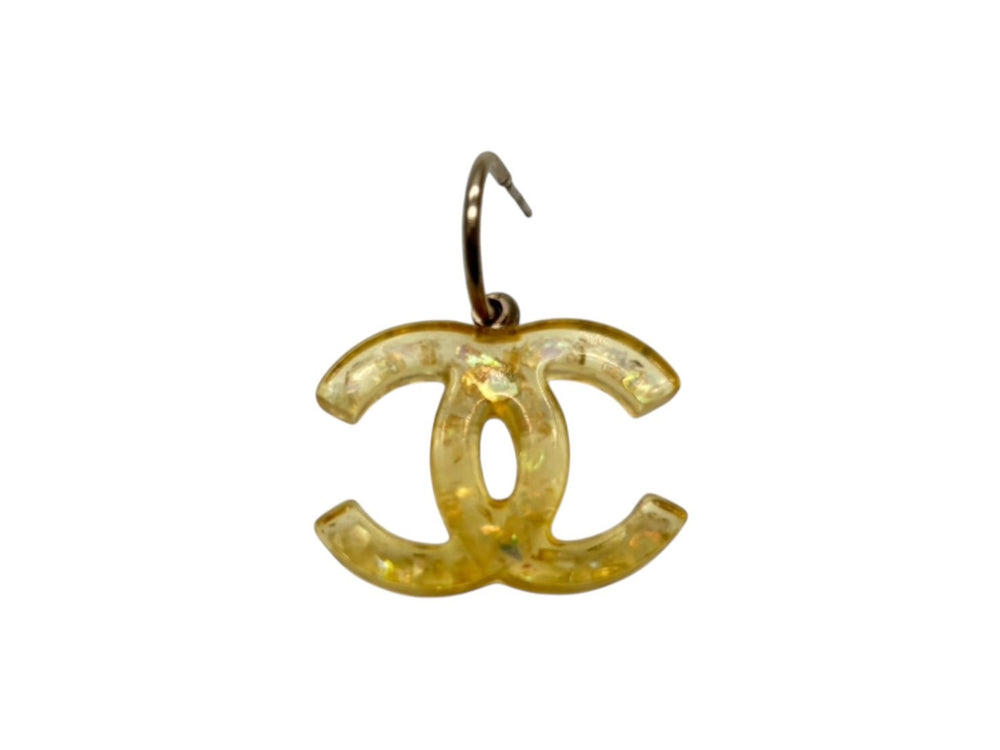 CHANEL シャネル ココマーク ぶら下がりピアス 重量約5.0g 08P刻印 レジン ラメ クリアイエロー 両耳用 美品 中古 4b009788