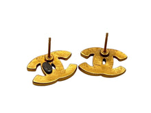 画像をギャラリービューアに読み込む, CHANEL シャネル ココマーク ピアス 重量約4.0g 99A刻印 マットゴールド メタル GP 両耳用 美品 中古 4b009790