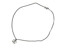 画像をギャラリービューアに読み込む, CHANEL シャネル ココマーク ネックレス 重量約6.0g 09V刻印 全長約44cm ラインストーン メタル クリア シルバー 美品 中古 4b009791