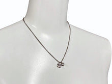 画像をギャラリービューアに読み込む, CHANEL シャネル ココマーク ハート ネックレス 重量約5.0g 04A刻印 全長約42cm ラインストーン メタル クリア シルバー 美品 中古 4b009789