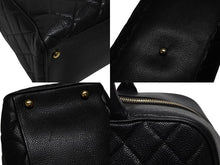 画像をギャラリービューアに読み込む, CHANEL シャネル ハンドバッグ ミニボストン A20997 8番台 キャビアスキン ココマーク ブラック ゴールド金具 美品 中古 4b009804