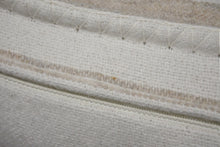 画像をギャラリービューアに読み込む, 極美品 CHANEL シャネル ココマーク デカロゴ クッション ウール カシミヤ ベージュ アイボリー 中古 4b009808