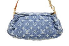Load image into Gallery viewer, 極美品 LOUIS VUITTON ルイヴィトン ミニプリーティ ハンドバッグ M95050 モノグラムデニム レザー ブルー 中古 4b009810
