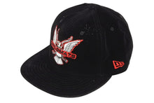 画像をギャラリービューアに読み込む, NEW ERA ニューエラ × DIPLOMATS ディプロマッツ ベースボールキャップ サイズ7 3/4 ベロア ブラック レッド ラメ 美品 中古 4b009823
