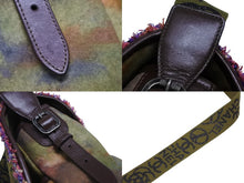 画像をギャラリービューアに読み込む, 極美品 CHANEL シャネル エンブロイダリー メッセンジャーバッグ 20番台 A92790 グラフィティ カーキ ココマーク 中古 4b009831