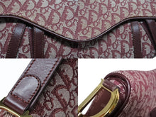 画像をギャラリービューアに読み込む, CHRISTIAN DIOR クリスチャンディオール トロッター柄 サドルバッグ ハンドバッグ キャンバス ボルドー ゴールド 美品 中古 4b009864