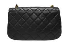 画像をギャラリービューアに読み込む, CHANEL シャネル Sフラップ チェーンワンショルダーバッグ A06429 3番台 ココマーク ラムスキン ブラック ゴールド金具 美品 中古 4b009875