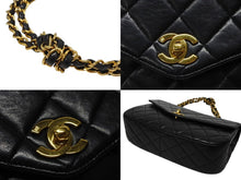 画像をギャラリービューアに読み込む, CHANEL シャネル Sフラップ チェーンワンショルダーバッグ A06429 3番台 ココマーク ラムスキン ブラック ゴールド金具 美品 中古 4b009875