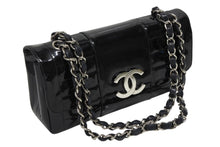 Load image into Gallery viewer, CHANEL シャネル Sフラップ Wチェーンショルダーバッグ 10番台 ココマーク パテントレザー ブラック シルバー金具 美品 中古 4b009878