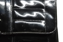 Load image into Gallery viewer, CHANEL シャネル Sフラップ Wチェーンショルダーバッグ 10番台 ココマーク パテントレザー ブラック シルバー金具 美品 中古 4b009878