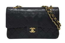 画像をギャラリービューアに読み込む, CHANEL シャネル マトラッセ25 Wフラップ Wチェーンショルダーバッグ 1番台 ラムスキン ココマーク ブラック ゴールド金具 美品 中古 4b009881