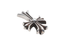 画像をギャラリービューアに読み込む, CHROME HEARTS クロムハーツ SML CH CROSS スモールCHクロス ペンダント チャーム 重量約19.2g スターリングシルバー 美品 中古 4b009921