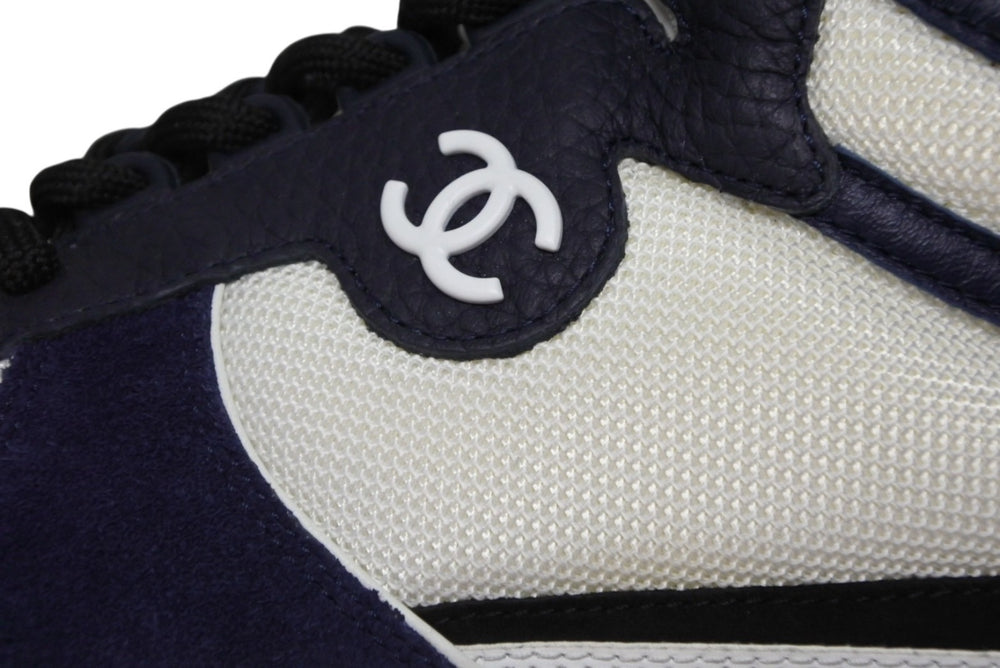 Like new CHANEL High-cut sneakers Cocomark W G38804 Fabric suede calfskin Rubber skin Used 4b009949