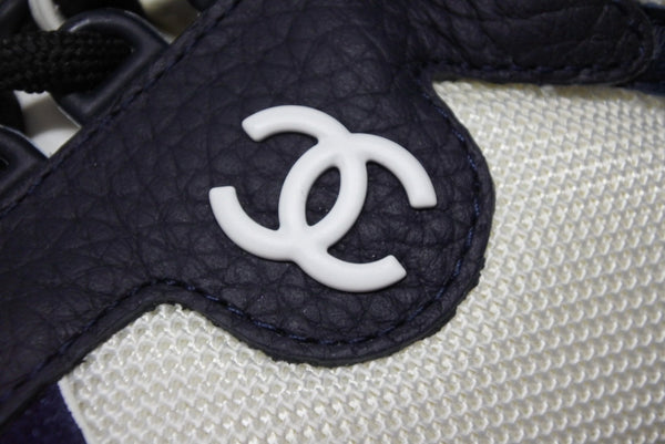 新品同様 CHANEL シャネル ハイカットスニーカー ココマーク W G38804 ファブリック スエードカーフスキン ラバースキン 中古 4b009949