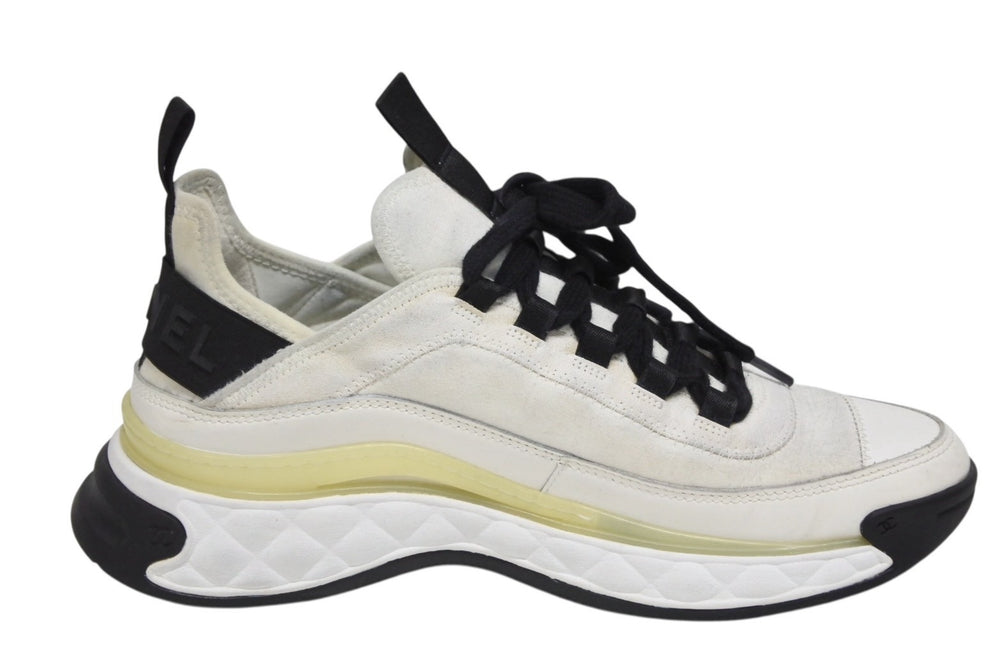 CHANEL CHANEL Low-cut sneakers G35617 Regular price 98019 yen Mixed fiber calfskin White Black Size 38 1/2 Good condition Used 4b009951