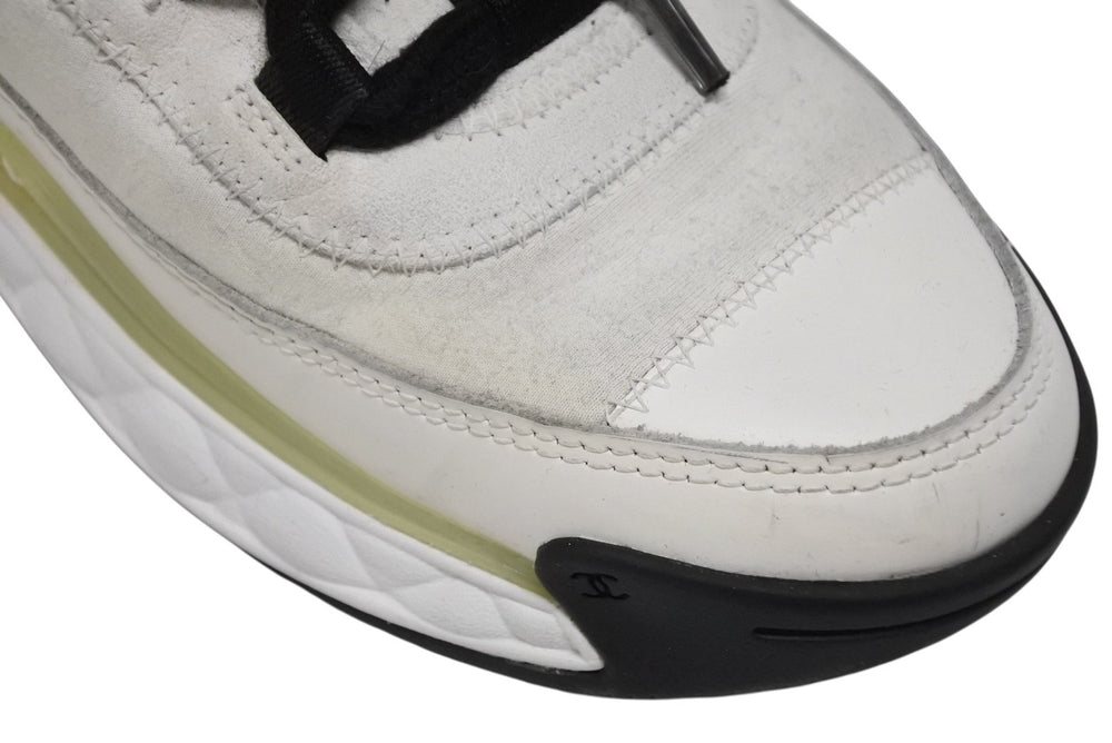 CHANEL CHANEL Low-cut sneakers G35617 Regular price 98019 yen Mixed fiber calfskin White Black Size 38 1/2 Good condition Used 4b009951