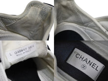 Load image into Gallery viewer, CHANEL シャネル ローカットスニーカー G35617 定価98019円 ミックスファイバー カーフスキン ホワイト ブラック サイズ38 1/2 美品 中古 4b009951