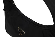 画像をギャラリービューアに読み込む, 極美品 PRADA プラダ ハンドバッグ アクセサリーポーチトライアングルロゴ ナイロン ブラック 中古 4b009979