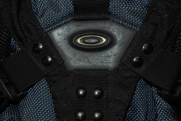 OAKLEY オークリー Mini Icon Backpack アイコン ミニバックパック リュック ブラック ブルー テック ナイロン メタルロゴ 美品 中古 4b009994