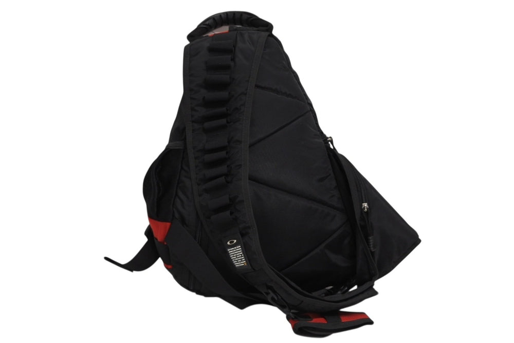 OAKLEY オークリー SLING BAG スリングバッグ ワンショルダーバッグ ナイロン レッド ブラック メタルロゴ 刺繍ロゴ 美品 中古 4b009999