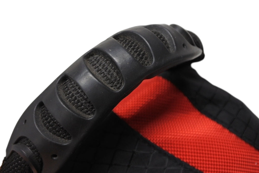 OAKLEY オークリー SLING BAG スリングバッグ ワンショルダーバッグ ナイロン レッド ブラック メタルロゴ 刺繍ロゴ 美品 中古 4b009999