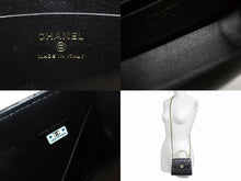 Load image into Gallery viewer, 極美品 CHANEL シャネル ミニマトラッセ トップハンドルバッグ ランダム番台 AP2946 ラムスキン ココマーク ブラック ゴールド金具 中古 4b006024