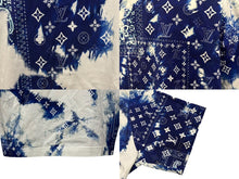 画像をギャラリービューアに読み込む, LOUIS VUITTON ルイヴィトン 22SS 半袖Tシャツ RM222M NPG HNY26W サイズM モノグラム ブルー ホワイト ペイズリー柄 総柄 美品 中古 4b010006
