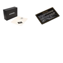 Load image into Gallery viewer, 極美品 CHANEL シャネル ダイアナ 22マトラッセ チェーンショルダーバッグ ラムスキン 2番台 ブラック ゴールド金具 中古 4b010049