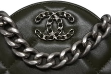 画像をギャラリービューアに読み込む, 新品未使用 CHANEL シャネル CHANEL19 ラウンドクラッチ チェーンショルダーバッグ AP0945 ランダム番台 ココマーク ラムスキン 中古 4b010051