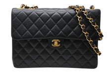 画像をギャラリービューアに読み込む, 極美品 CHANEL シャネル デカマトラッセ30 Sフラップ Wチェーンショルダーバッグ 7番台 ココマーク キャビアスキン ゴールド金具 中古 4b010062