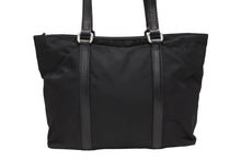 画像をギャラリービューアに読み込む, PRADA プラダ ハンドバッグ トートバッグ 裏地デザイン トライアングルロゴ イタリア製 ナイロン レザー ブラック 美品 中古 4b010067