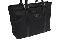 画像をギャラリービューアに読み込む, PRADA プラダ ハンドバッグ トートバッグ 裏地デザイン トライアングルロゴ イタリア製 ナイロン レザー ブラック 美品 中古 4b010067